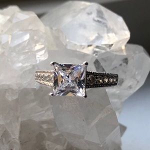 Charmed Aroma 925 Ring